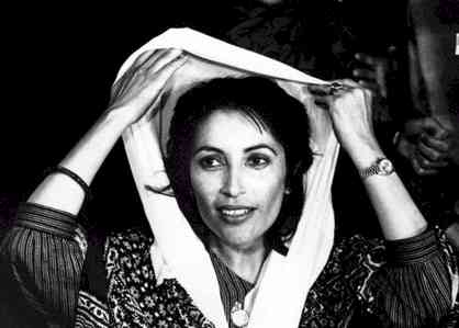 bhutto-benazir.jpg